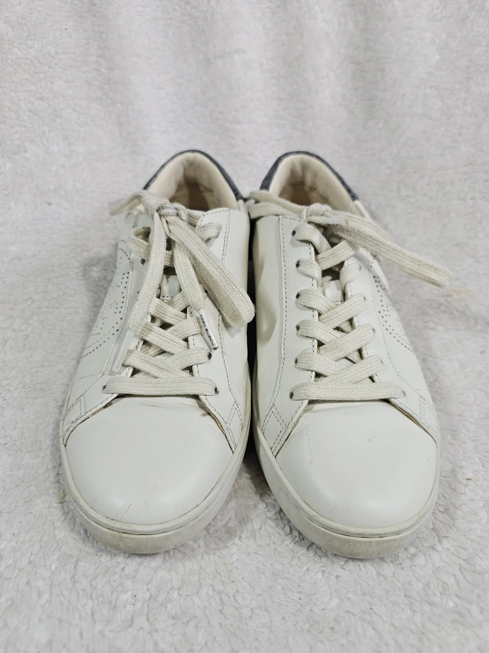 Tory Burch White Logo Sneakers Shoes size 7.5